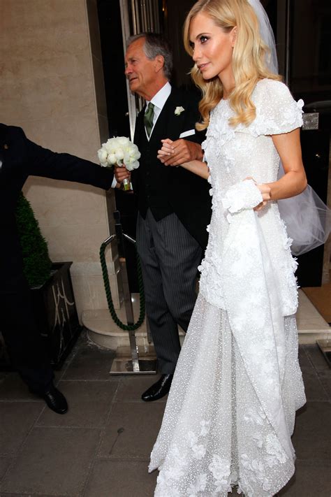 poppy delevingne chanel|is poppy delevingne married.